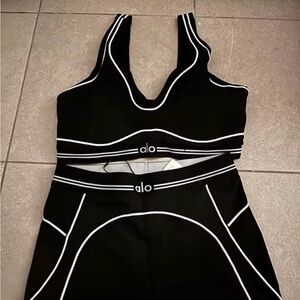 ALO Yoga Black and White Activewear Set